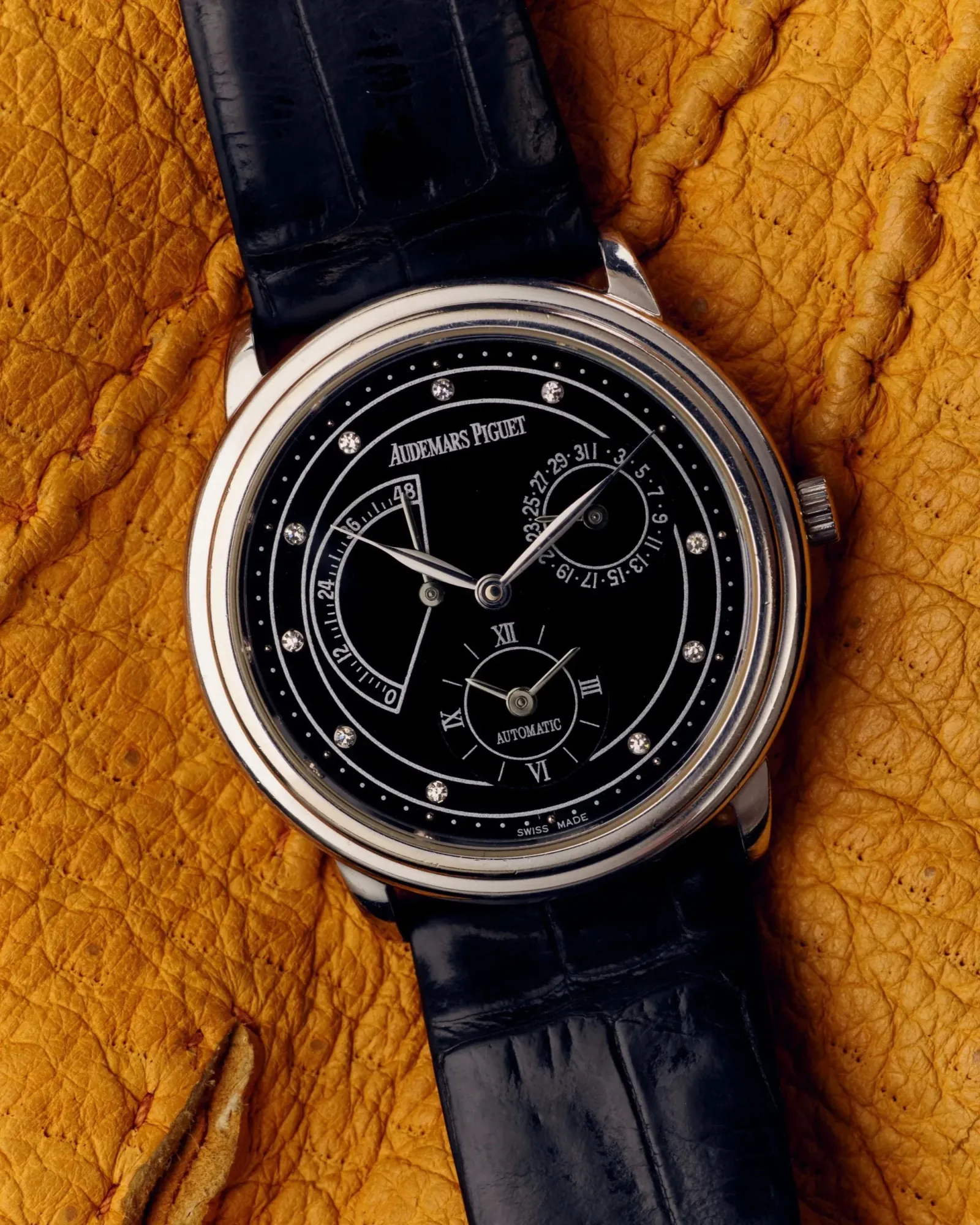 Audemars Piguet 18k White Gold Dual Time ref. 25685BC