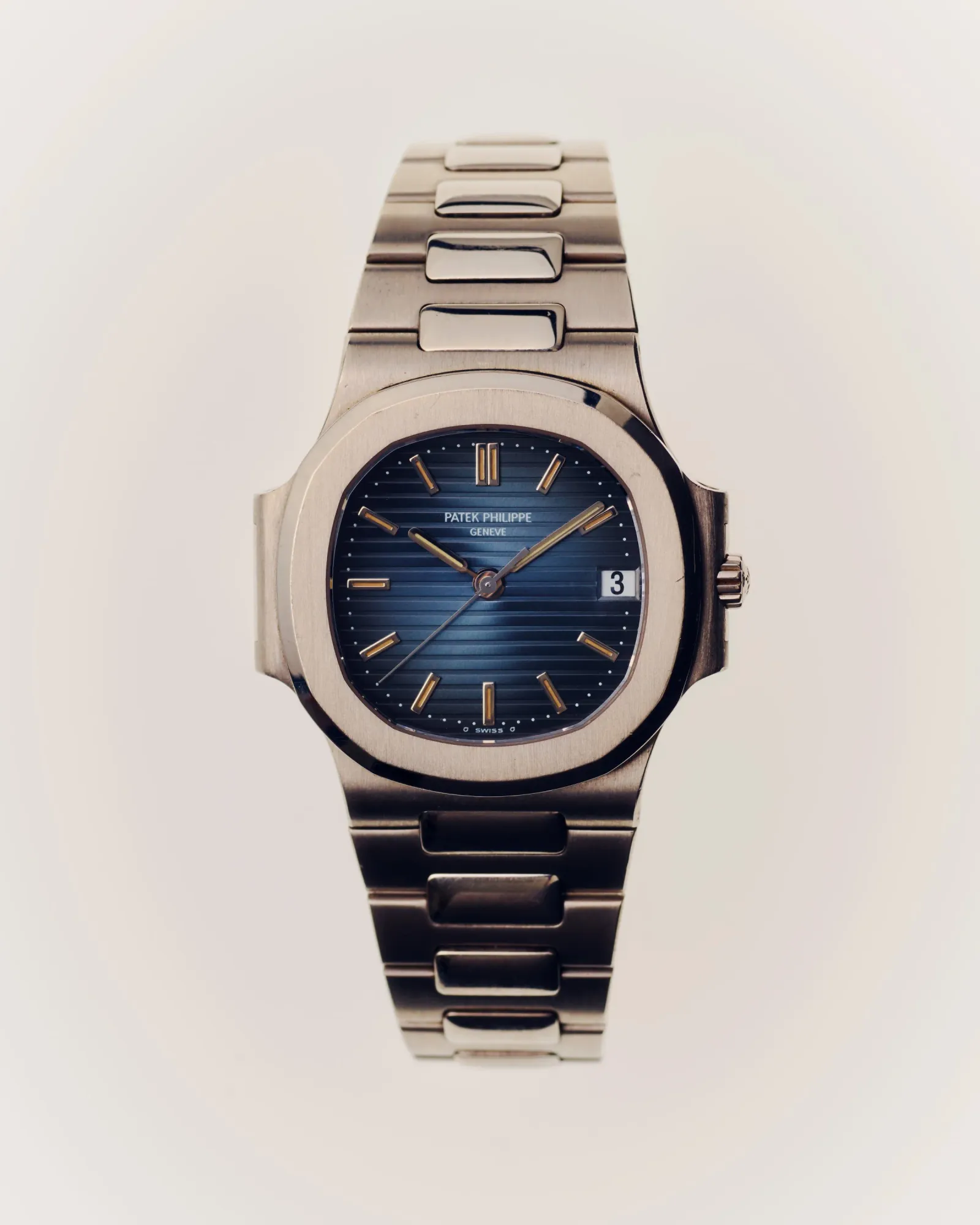 Patek Philippe Nautilus ref. 3800g - 18k White Gold